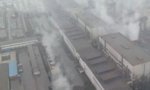 山東一工廠廢渣大量流入江蘇連云港縮略圖