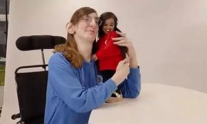 世界最高和最矮女性首次同框縮略圖