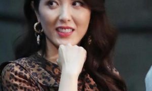 曾黎飛機上做了個中藥美甲縮略圖