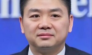 劉強東提前發(fā)年終獎縮略圖